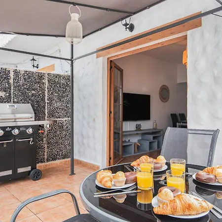 Paradise Duplex Garden & Maspalomas Holiday home *